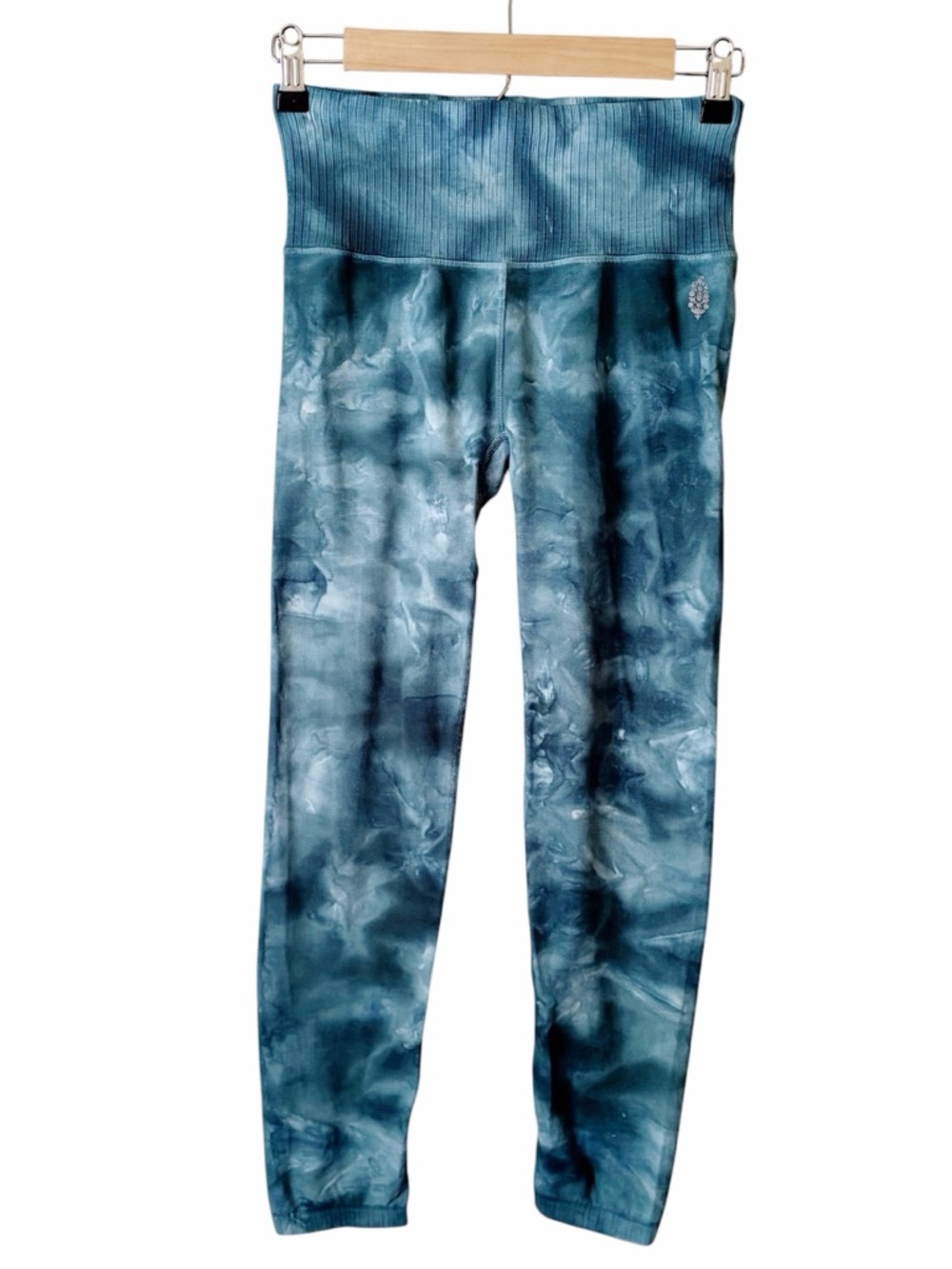 FP Movement | Good Karma Tie Dye Leggings Athleisure Activewear Ozark Mist M/L - Picture 3 of 8